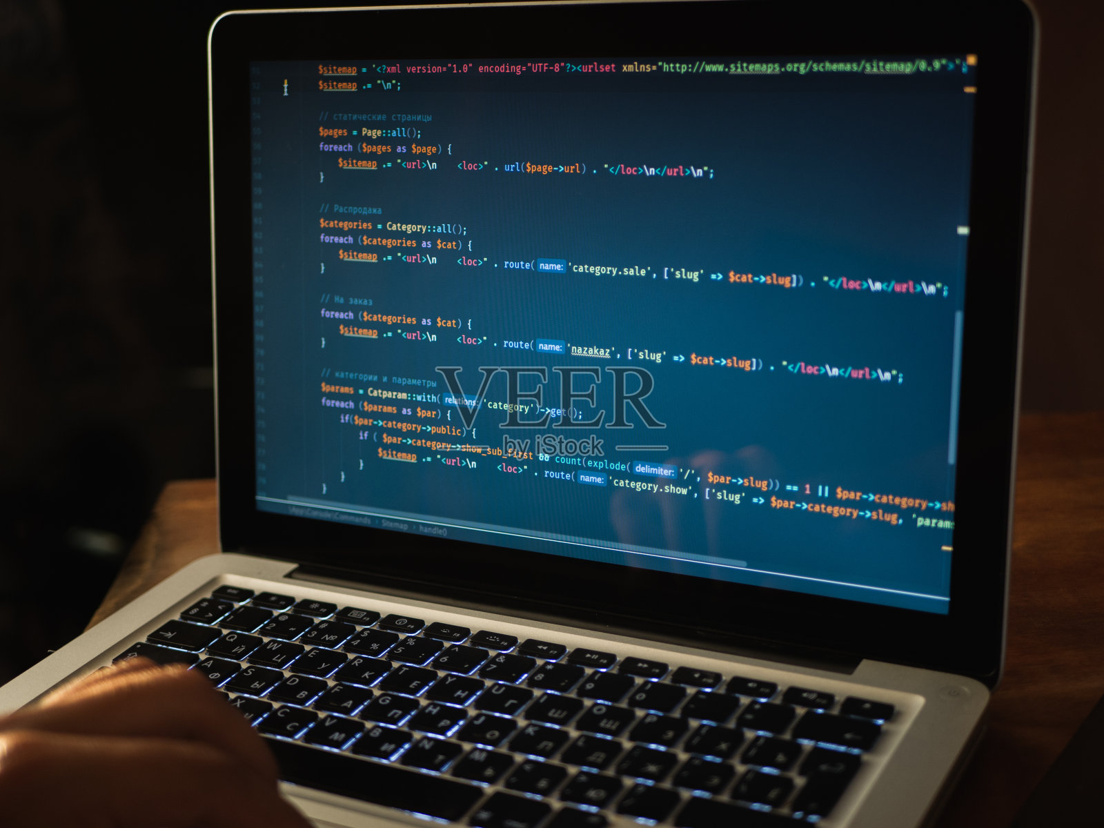 筆記本電腦代碼(網(wǎng)頁開發(fā))照片攝影圖片